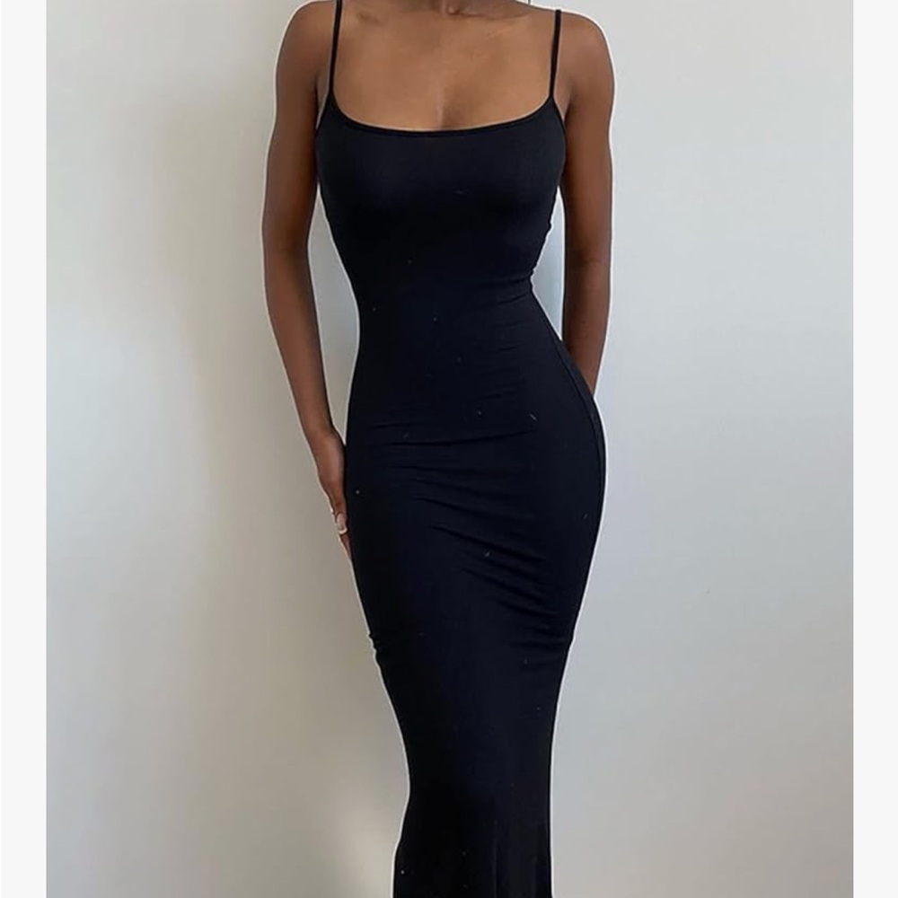 Elegant Black Spaghetti Strap Dress